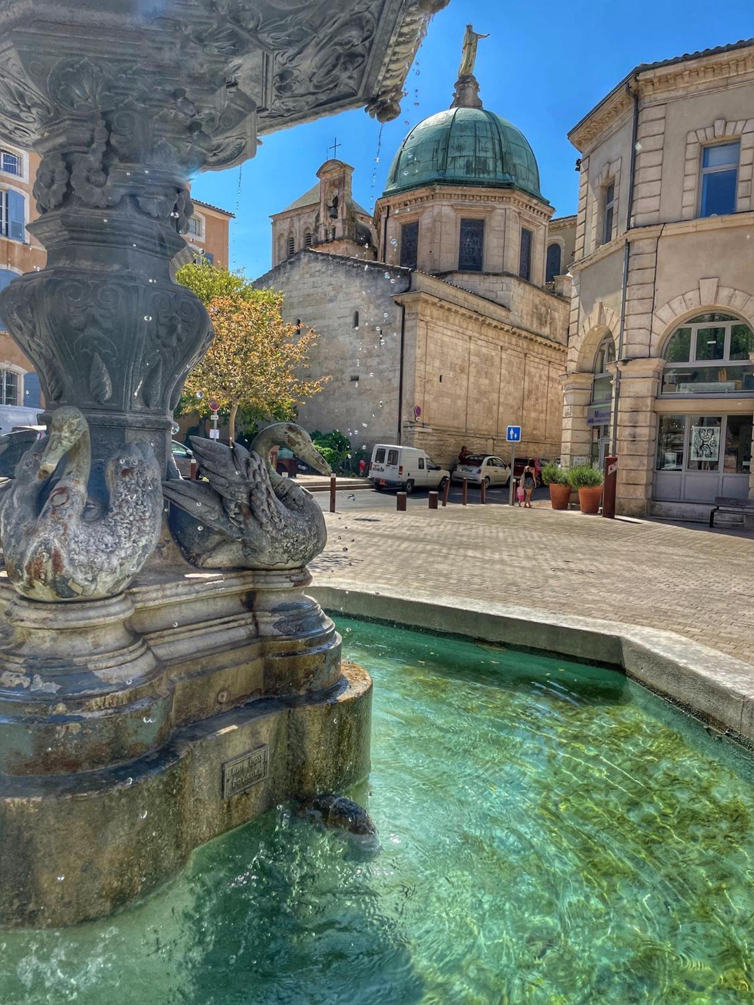 Le Petit Delphia Lägenhet Apt Exteriör bild